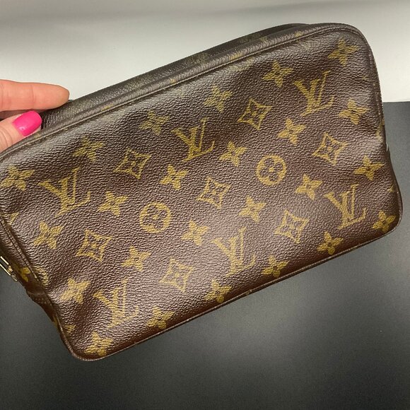 RARE FIND! Vintage LOUIS VUITTON Trousse 23 Toiletry Pouch Clutch Bag - Picture 1 of 9
